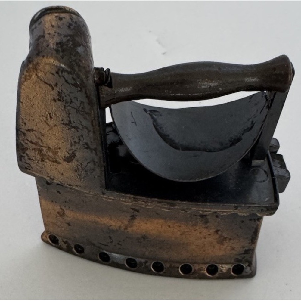 Vintage Durham Industries Miniature IRON #5406 Diecast‎ Metal Dollhouse Figurine